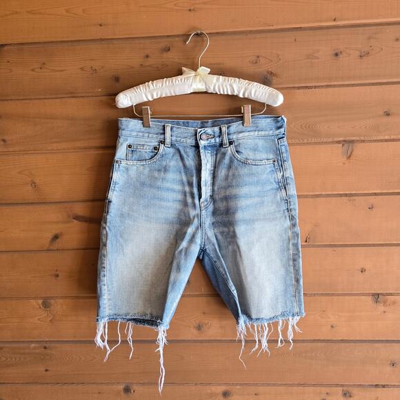 Saint Laurent Jean Short Raw Hem Light Winter Blue Size 29 Button Fly Distressed - Picture 2 of 12